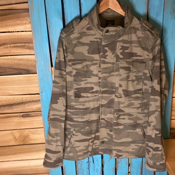 Lucky Brand M65 Field Jacket muted camouflage size medium full zip 6 pockets - Picture 1 of 11